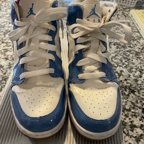 carolina jordan 1s